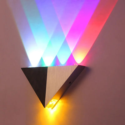 Triangle Wall Lamp